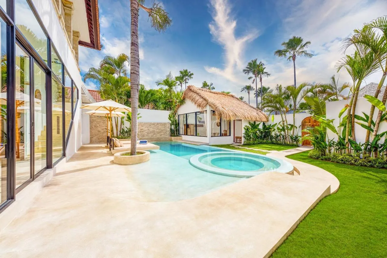 Villa Dublin - Luxury 5 Bdr W Jacuzzi & Pool Seminyak